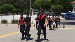 Antalya'da fenalaşan sürücüyü ölüme terk ettiler
