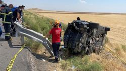 Aksaray'da takla atan otomobil hurdaya döndü