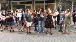 Kadıköy’de 17 yaşında kız çocuğuna iğrenç tacize kadınlardan protesto