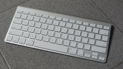 Apple'ın TOUCH ID'li klavyesi Magic Keyboard, Türkiye'de satışta