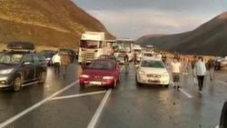 Erzincan-Sivas karayolunda heyelan