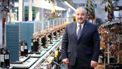 Mustafa Varank: Katma değerli üretim yapan firmaları desteklemeye devam