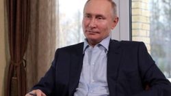 Vladimir Putin, Mario Draghi ve Emmanuel Macron ile Afganistan’ı görüştü