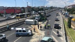 Haliç Köprüsü'nde kazaya neden olan iki kişi kaçtı