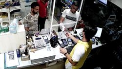 Adana'da hastaneden refakatçilerin eşyasını çalan 3 hırsız tutuklandı