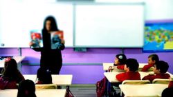 Sözleşmeli öğretmenlik yapan eşlerin yer değiştirme başvuruları 3 Eylül'de başlayacak