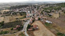 Bursa'da vatandaşlar taş evlerde ömürlerini uzatıyor
