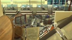 Afganistan'dan çekilen ABD askerleri geride bıraktığı her şeyi kırdı