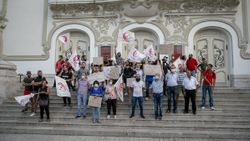 ABD Kongresi heyetinin Tunus ziyareti protesto edildi