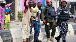 Nijerya'da 100 çete üyesi yakalandı