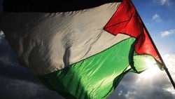 Filistin yönetimi, Katar'la imzalanan anlaşmadan geri adım attı