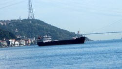 Rusya'ya giden kuru yük gemisi İstanbul Boğazı’nda arızalandı