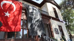Tarihi Tristramp Köşkü, Edebiyat Müze Kütüphanesi olarak hizmete açıldı