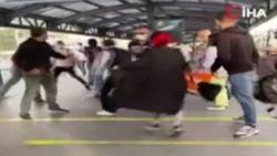 Avcılar’da metrobüse binerken ‘beni ittin’ tartışması