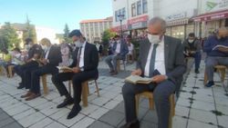 Dünya Okuma Yazma Günü’nde hep birlikte kitap okudular