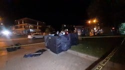 İzmir'de bulunan bir parkta ceset bulundu