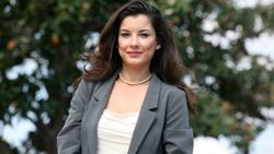 Çukur'un Ayşe'si İrem Altuğ'dan şoke eden açıklama! 'İki kocamla birlikte yaşıyoruz'
