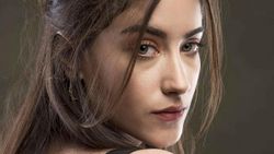 Hazal Kaya itirafları ile gündem oldu: Arada intihar ediyorum!