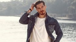 Bir imzayla tüm ünlüleri gölgede bıraktı! Çağatay Ulusoy bölüm başına servet kazanacak