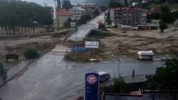 Sinop’taki Çayağzı Köprüsü'nün yıkılma anı kamerada