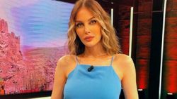 Habertürk'ten kovulan Hande Sarıoğlu'nun programında ilginç anlar! Ertan Süzgün ayağını okşadı ve...