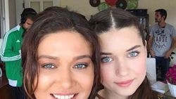 Nurgül Yeşilçay ve Afra Saraçoğlu yeniden bir arada! İşte o meşhur proje...