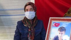 Diyarbakır'da evlat nöbetindeki anne: Oğlum yüzde 70 raporlu