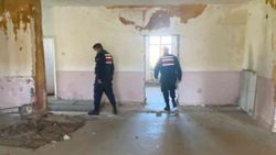 Kayseri'de jandarma ekiplerinden okul çevreleri ve servis araçlarına denetim