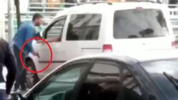 Zonguldak'ta taksi şoförünün milli diskçiyi tehdit ettiği anlar