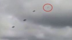 Kolombiya’da paraşütü açılmayan asker yere düştü