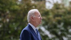 Koronavirüsle mücadelede de Biden'a güven azaldı