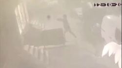 Sultangazi'de erkek kuaförüne silahlı saldırı düzenlendi