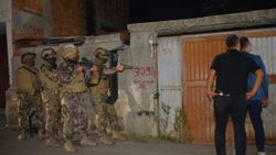 30 gözaltı
