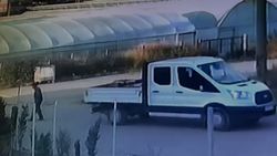 Yalova'da geri giden kamyonet, 80 yaşındaki vatandaşı ezdi