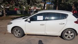 Bursa'da otomobilin camına yapıştırılan not görenleri şaşırttı