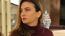 EDHO'nun Ömür Façalı'sı Ceren Benderlioğlu'nun eski eşi Asmalı Konak'tan!