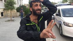 Adana’da evden uzaklaştırıldı, parkta gasbedildi