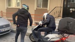 Kağıthane’de torbacının evine baskın: Polis kurye kılığında yakaladı