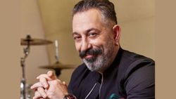 NFT işi Cem Yılmaz'a iyi geldi! Kazandığı rakam dudak uçuklattı