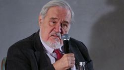 İlber Ortaylı, Cumhuriyet Bayramı'nın yıl dönümünde Atatürk'ü paylaştı