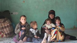 Afganistan'da açlık nedeniyle çocuklar satılıyor