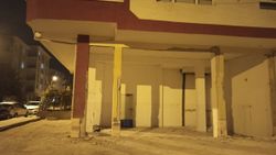 Ankara'da kolonları çatlayan apartman tahliye edildi