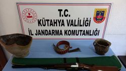 Kütahya'da jandarma ekipleri, tarihi eser bulunduran kişiye operasyon düzenledi