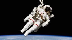 NASA, astronotlara tuvaleti yasakladı