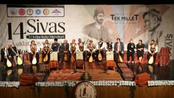 Sivas'ta Uluslararası Geleneksel Aşıklar Bayramı