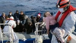 Muğla'da kadın ve çocukların olduğu 44 göçmen kurtarıldı