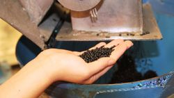 Her yıl 1,1 milyon ton plastik atığı geri dönüştürüyoruz