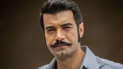 Bir Zamanlar Çukurova'nın Demir'i Murat Ünalmış'ın eski eşi ünlü oyuncu çıktı! Duyanlar inanamadı