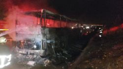 Osmaniye'de yolcu otobüsü yandı