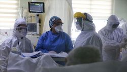 İsviçre'de Omicron varyantı nedeniyle yeni kısıtlamalar getirildi